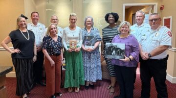 Fire Department visits Stephens to present commemorative gifts to President Lundeen 